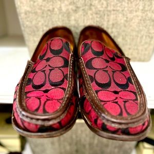 Signature Coach* slip in loafers burgundy